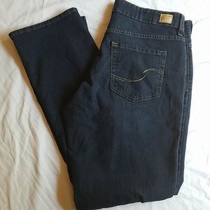 Levi's Signature Totally Shaping Straight Size 16M